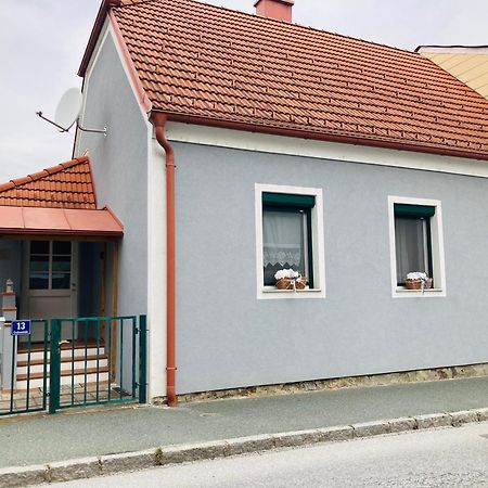 Das Ferienhaus-Zurueck Zum Ursprung Gussing Bagian luar foto