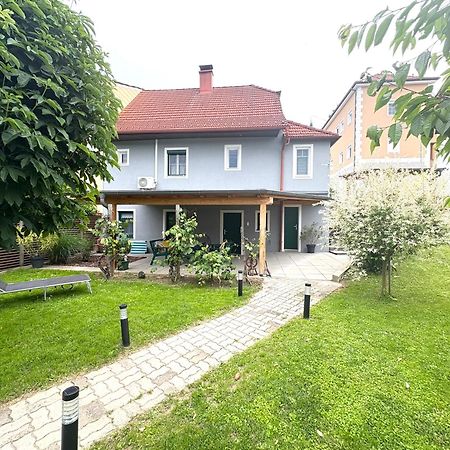 Das Ferienhaus-Zurueck Zum Ursprung Gussing Bagian luar foto